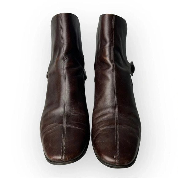 Salvatore Ferragamo Thio Ankle Booties in Chocolate Brown Leather 8.5 - Picture 4 of 16